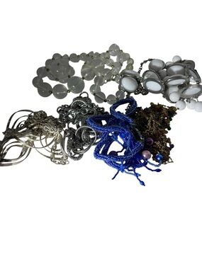 Junk Jewelry necklace lot